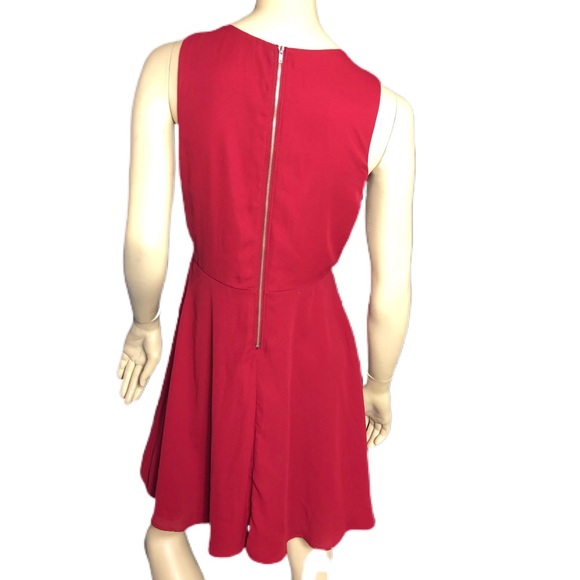 CHARMING CHARLIE RED OFFICE CASUAl DRESS - Picture 3 of 8